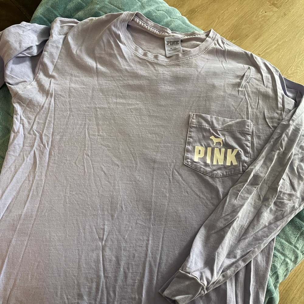 Pink VS long sleeve tee